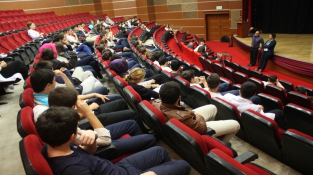 Beylikdüzü Okyanus’ta YGS/LYS Sınav Sistemi Tanıtımı Yapıldı