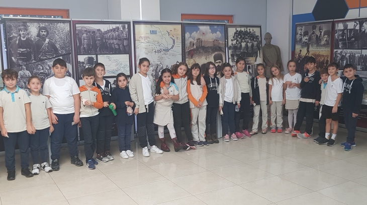 Beylikdüzü Okyanus Koleji 3.Sınıf Öğrenciler '' Çanakkale'den Cumhuriyete Gerçek Objeler ve Kahramanlar Müzesi "