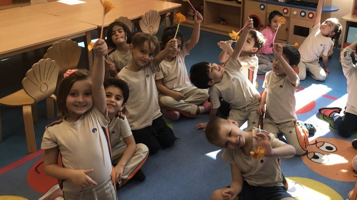 Bornova Okyanus Koleji Okul Öncesi Yıldızlar, Gezegenler Ve Bulutlar Grubu Bilingual Dersinde
