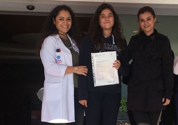 CAMBRİDGE SINAVI SERTİFİKALARI SAHİPLERİNİ BULDU