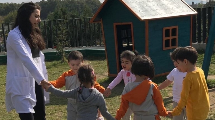 Çekmeköy Okyanus Koleji Okul Öncesi, Çiçekler Grubu Oyun Etkinliğinde