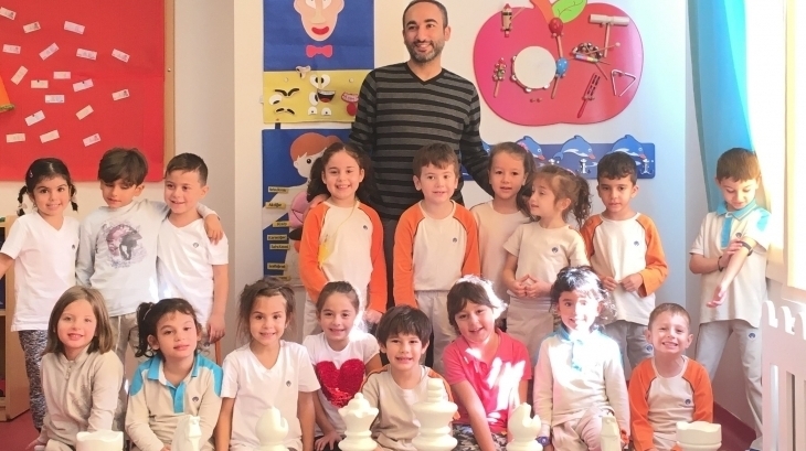 Çekmeköy Okyanus Koleji  Yıldızlar Grubu Satranç Dersinde