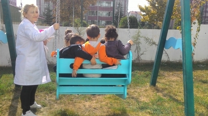 Eryaman Okyanus Koleji Bulutlar Sınıfı Oyun Dersinde