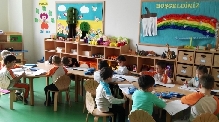 İnciler Sınıfı İngilizce Dersinde Hikaye Okudular