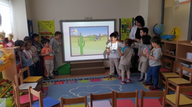 Fatih Okyanus Koleji Bulutlar Grubu Fastrackids Dersinde