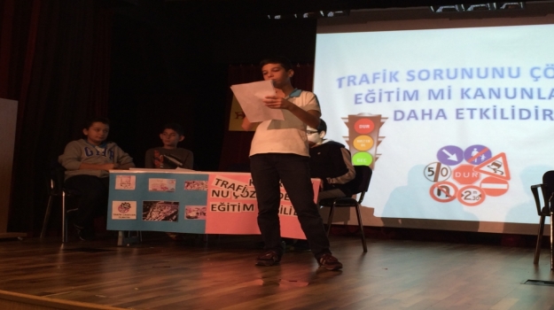 Fatih Okyanus Koleji Ortaokul Kademesi Münazara Turnuvasında