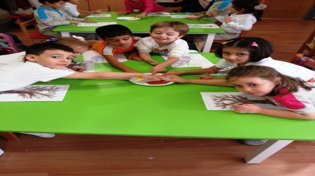 Fatih Okyanus Okul Öncesi Yıldızlar Sınıfı Sonbaharı Öğreniyor