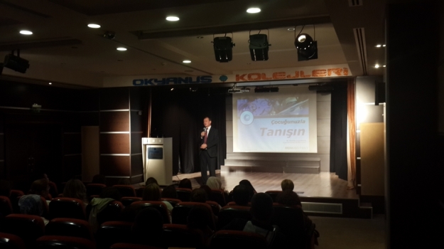 Güneşli Okyanus'ta Çocuğunuzla Tanışın Semineri