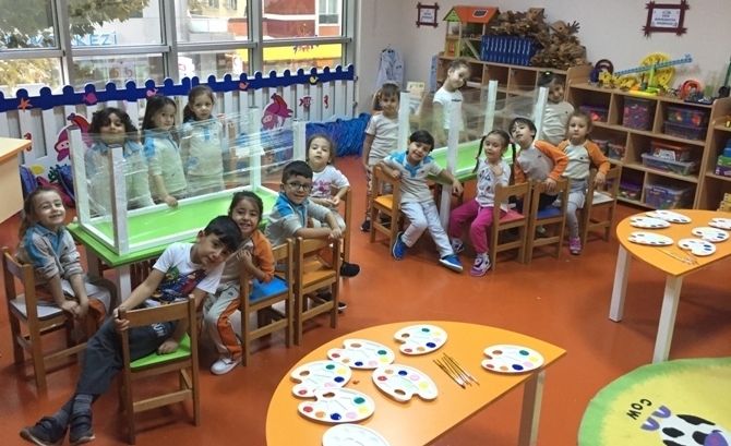 Güneşli Okyanus Koleji Okul Öncesi Gökkuşağı Grubu Sanat Etkinliğinde
