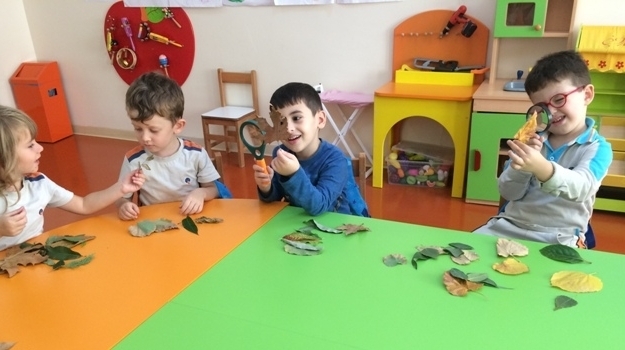 Güneşli Okyanus Koleji Okul Öncesi Balıklar Sınıfı Sanat Etkinliğinde