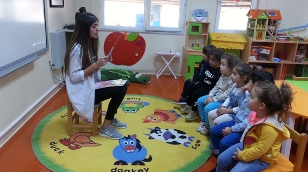 Güneşli Okyanus Koleji Okul Öncesi Rüzgarlar Grubu Hikaye Saatinde