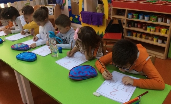 Güneşli Okyanus Koleji Okul Öncesi Yıldızlar Grubu Okuma Yazmaya Hazırlık Dersinde