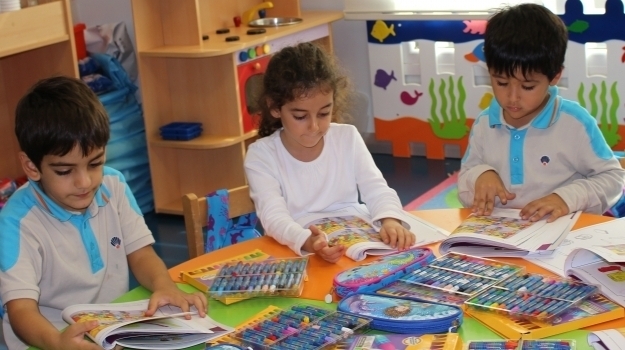 Halkalı Okul Öncesi Ay Grubu Okuma Yazmaya Hazırlık Dersinde