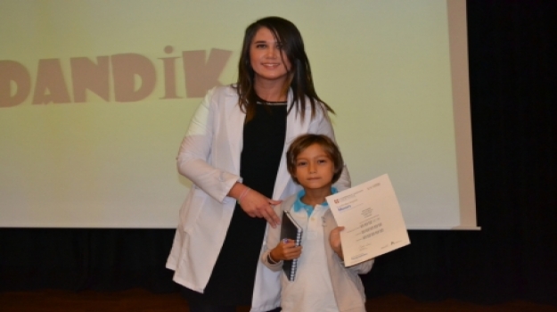 Halkalı Okyanus İlkokulu'nda Sertifika Coşkusu