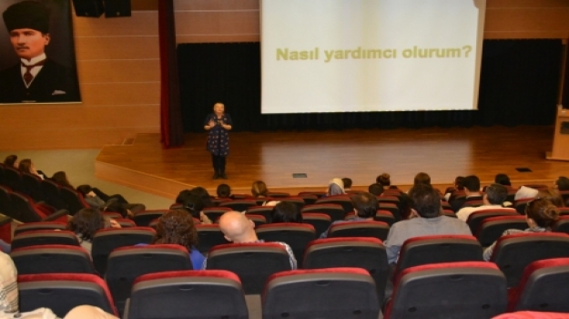 Halkalı Okyanus Koleji 1. Sınıf Velileri 'Bilingual Semineri'nde