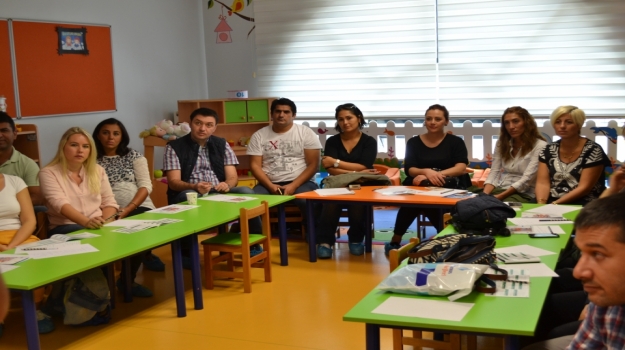 Halkalı Okyanus Koleji Okul Öncesi 1. Veli Toplantısını Gerçekleştirdi.