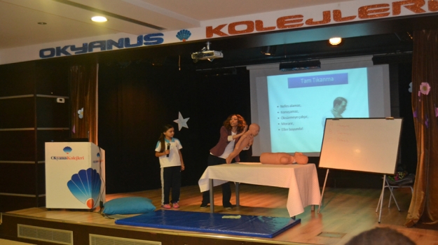 Ortaokul ve Lise Öğrencilerine İlk Yardım Semineri