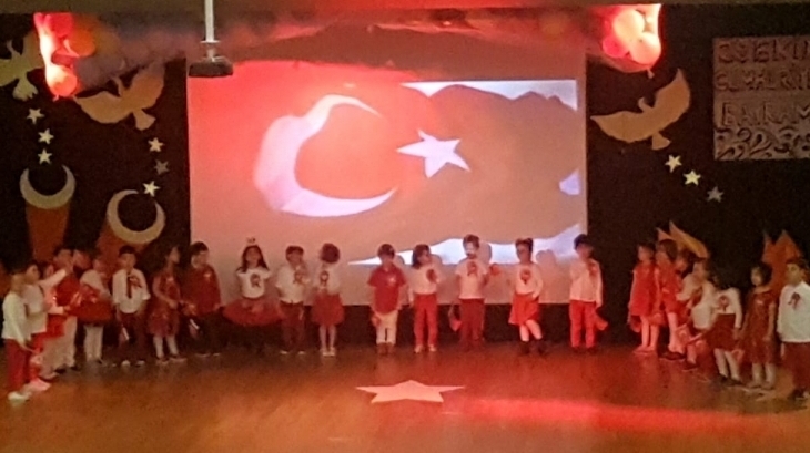 İncek Okul Öncesi Kademesi Cumhuriyet Bayramını Çoşkuyla Kutladı.