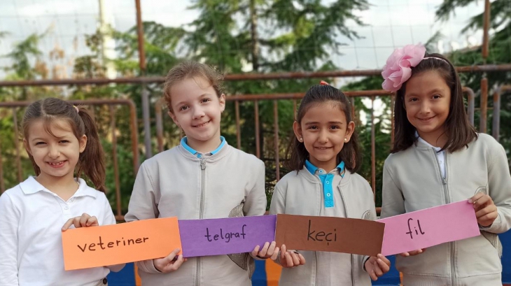 Kelimeleri Biz Sıralarız!