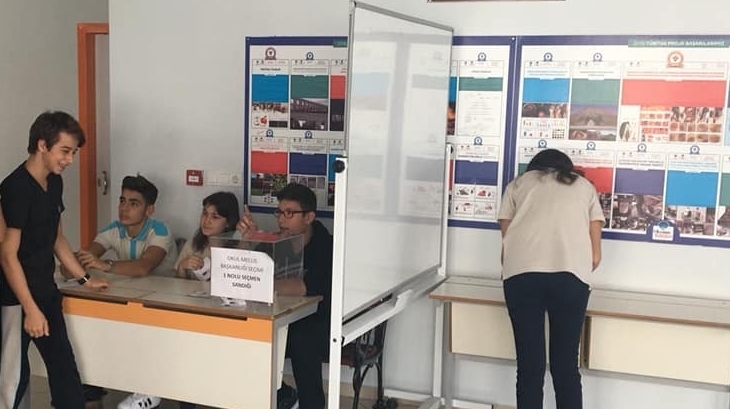 Lise Kademesi Okul Meclisi Temsilcisi...