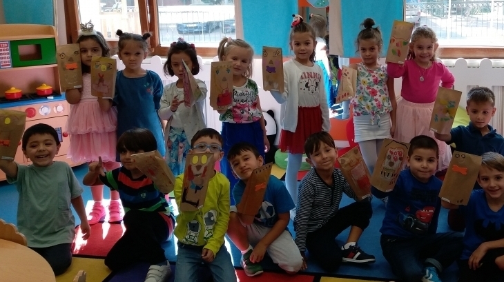 Mimarsinan Okyanus Koleji Okul Öncesi Gökkuşağı Grubu Sanat Etkinliğinde