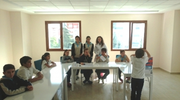 Mimarsinan Okyanus Ortaokulu Meclis Başkanını Seçti