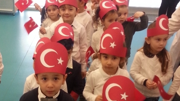 Mimaroba Okul Öncesi Yunuslar Grubu 29 Ekim Etkinliğinde