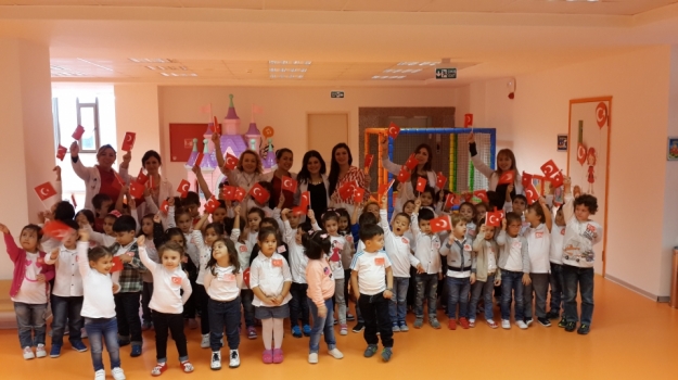 Okyanus Koleji Beykent Şubesi Okul  Öncesi Öğrencileri Cumhuriyet Bayramını Coşkuyla  Kutladı.