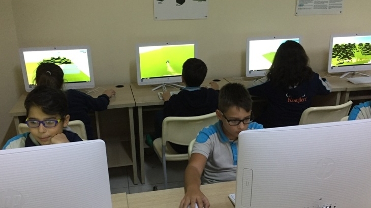 6. Sınıflar #Kodugame ile #Kodlama Derslerine Devam Ediyor