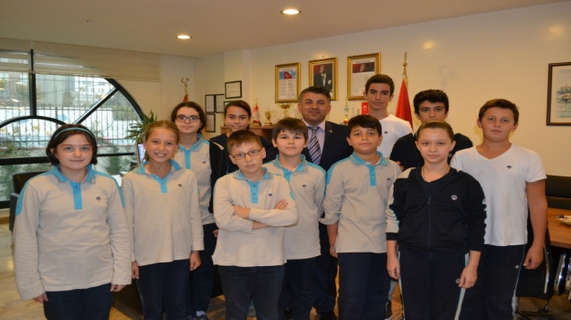 Halkalı Okyanus Ortaokulu Müdürü Temsilciler İle Buluştu