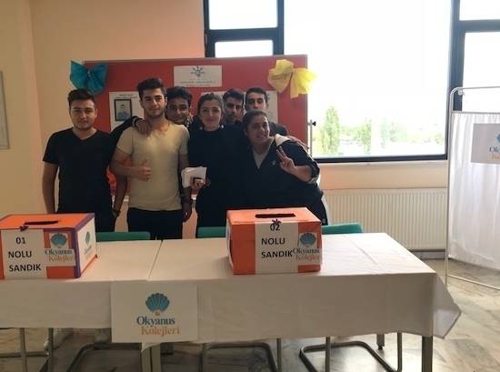 Sancaktepe Okyanus Anadolu Lisesi ;05.10.2018 tarihinde Demokrasi Eğitimi Projesini gerçekleştirdi, Okul meclisini oluşturdu ve Temsilcisini demokratik seçim sonuçları ile belirledi.
