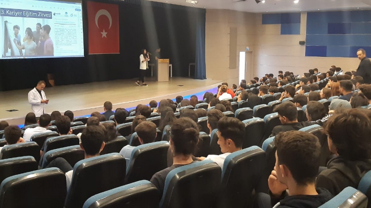 Sancaktepe Okyanus Koleji Kuşadası'nda gerçekleşecek 3.Kariyer Eğitim Zirvesi hazırlıklarına başladı.