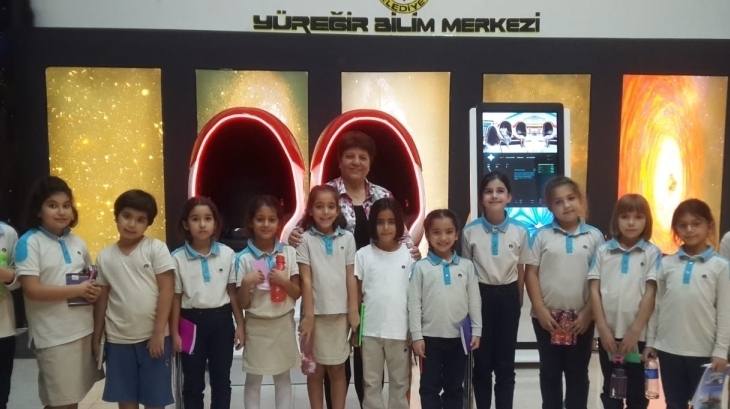 Uzay Bilim Merkezi'ne Gezi