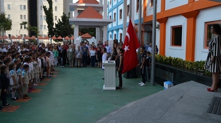 2018-2019 Eğitim öğretim yılı başlangıç törenimiz ve öğrencilerimizin heyecanından kareler