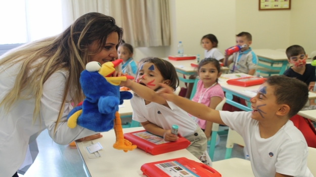Ataşehir Okyanus'un 1. Sınıf Öğrencileri İngilizce İle Tanıştı
