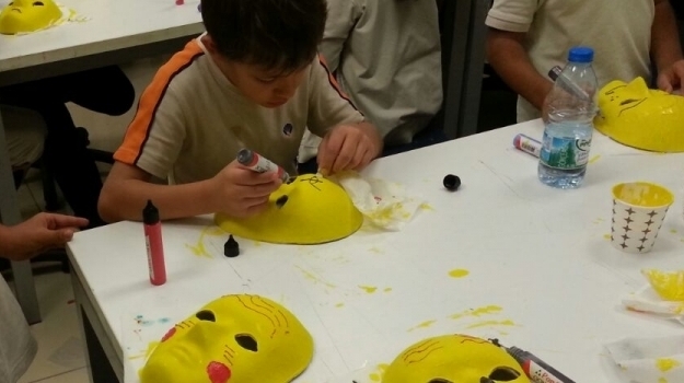 Bahçelievler Okyanus Koleji 4-B Sınıfından Neşeli Maske Etkinliği