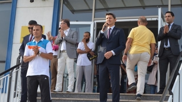 Beykent Okyanus Kolejinde Okulun İlk Gün Çoşkusu Yaşandı