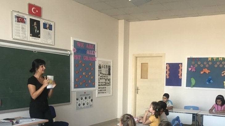 Eryaman Okyanus Koleji İlkokul Kademesi 1. Sınıf Öğrencileri Speaking Dersinde