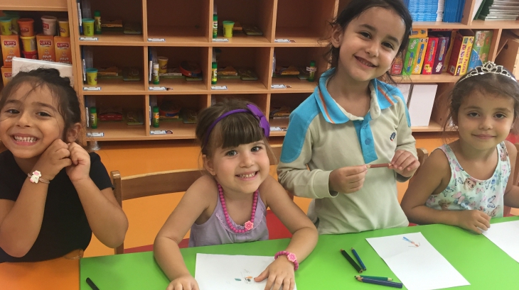 Halkalı Okul Öncesi Balıklar Grubu Sanat Etkinliği Dersinde