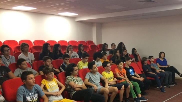 İncek Kampüsü Ortaokul kademesine “Akademik Destek Programı” hakkında bilgi verildi.