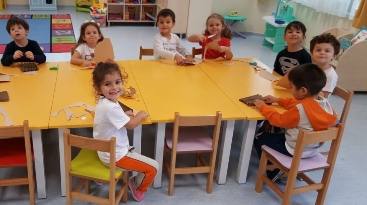 Sancaktepe Okyanus Koleji Okul Öncesi Balıklar Grubu Öğrencileri Sanat Etkinliğinde