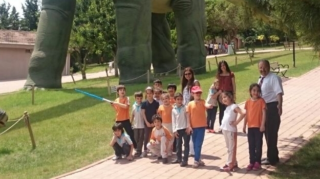 Adana Okyanus Koleji Jurassic Park’ta