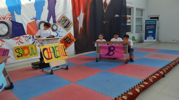 Adana Okyanus Koleji'nde Funday Gösterisi