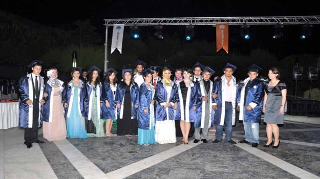 Avcılar 12. Sınıflar Mezuniyet Töreni