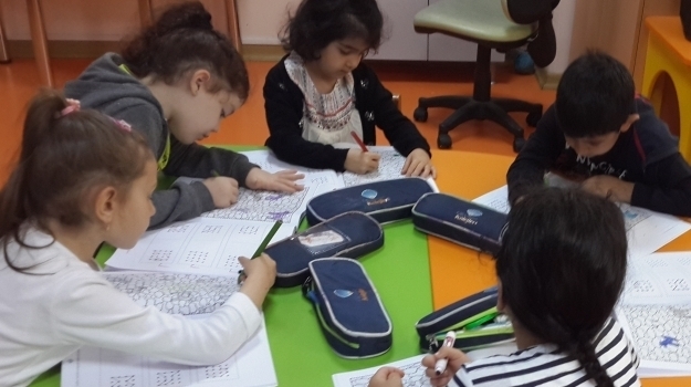 Avcılar Güneş Grubu Okuma Yazmaya Hazırlık Etkinliğinde