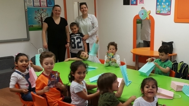 Bahçelievler Okyanus Okul Öncesi Gökkuşağı Grubu Aile Katılımı Etkinliğinde