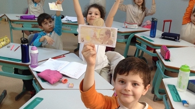 Bahçeşehir Okyanus Koleji 1-A, 1-B, 1-C Öğrencileri ‘Paralarımızı’ Öğreniyor