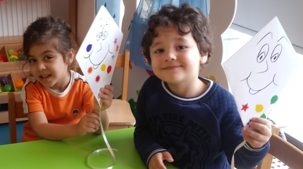 Beykent Okyanus Koleji Okul Öncesi Çiçekler Grubu Öğrencileri Sanat Etkinliğinde