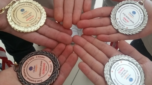 Eryaman Kampüsü DDS'de Başarılı Olan 2. Sınıf Öğrencilerimiz Ödüllerini Aldı
