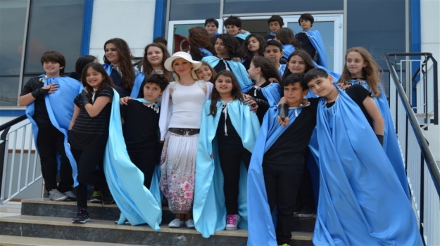 Beykent Okyanus Ortaokul Öğrencileri Funday Kutlamalarında